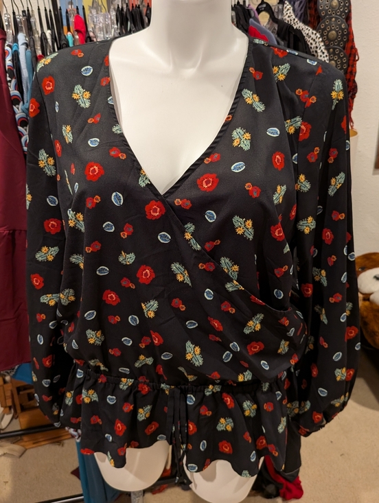 Eloquii Tops - Eloquii Black Cactus & Floral Blouse - 20